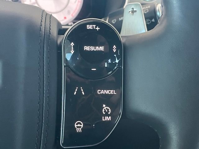 Used 2020 Land Rover Range Rover SV Autobiography Dynamic image 10