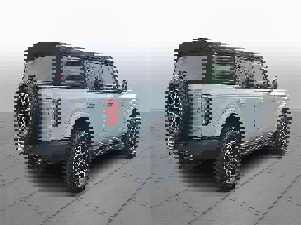 Used 2021 Ford Bronco Outer Banks image 24