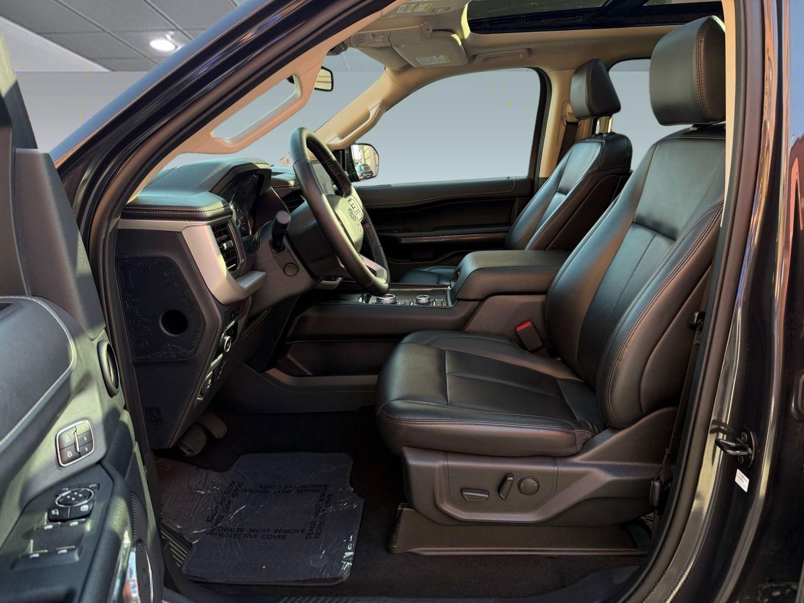 Used 2024 Ford Expedition Max XLT AWD/4WD image 5