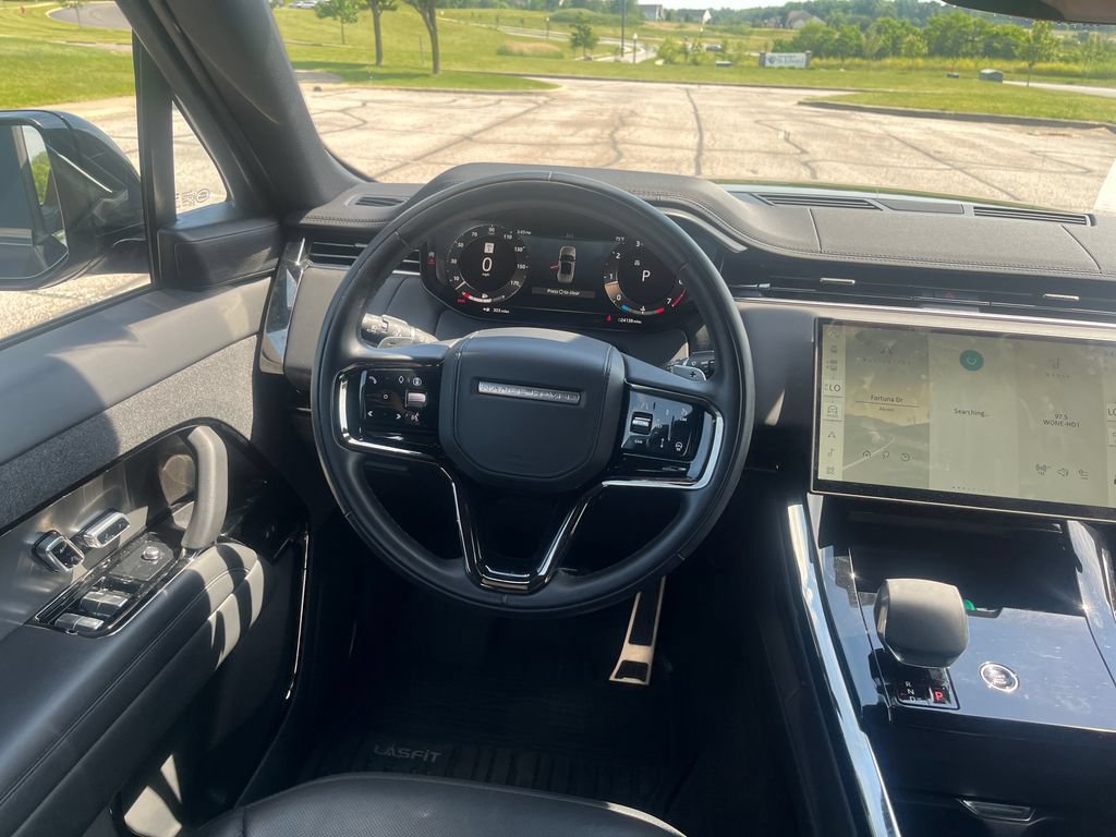 Used 2024 Land Rover Range Rover Sport Dynamic SE AWD/4WD image 15