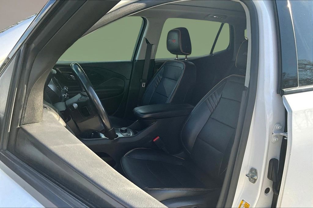 Used 2022 GMC Terrain AT4 w/ Infotainment Package II AWD/4WD image 19