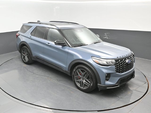 Certified 2025 Ford Explorer ST w/ Sun And Sound Package AWD/4WD image 19