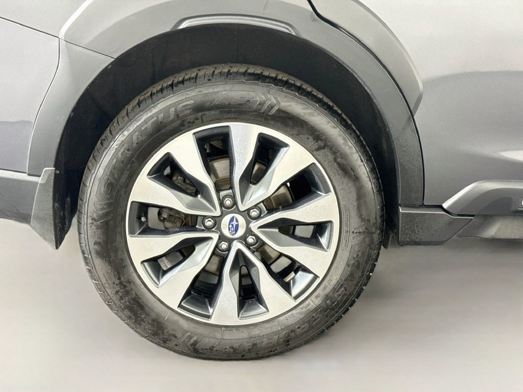 Used 2023 Subaru Outback Limited AWD/4WD image 32