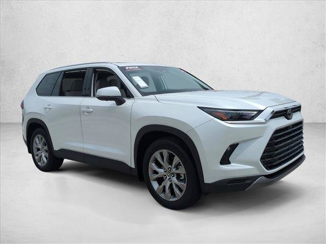 Used 2026 Toyota Grand Highlander FWD image 3