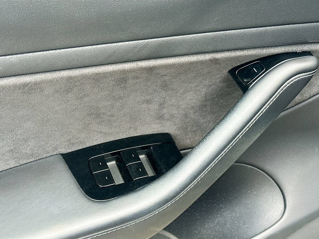 Used 2019 Tesla Model 3 Standard Range RWD image 16