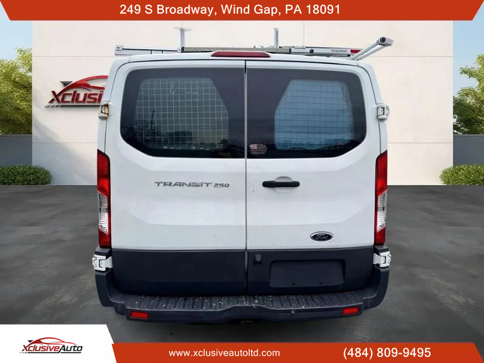Used 2016 Ford Transit 250 130 Low Roof image 5