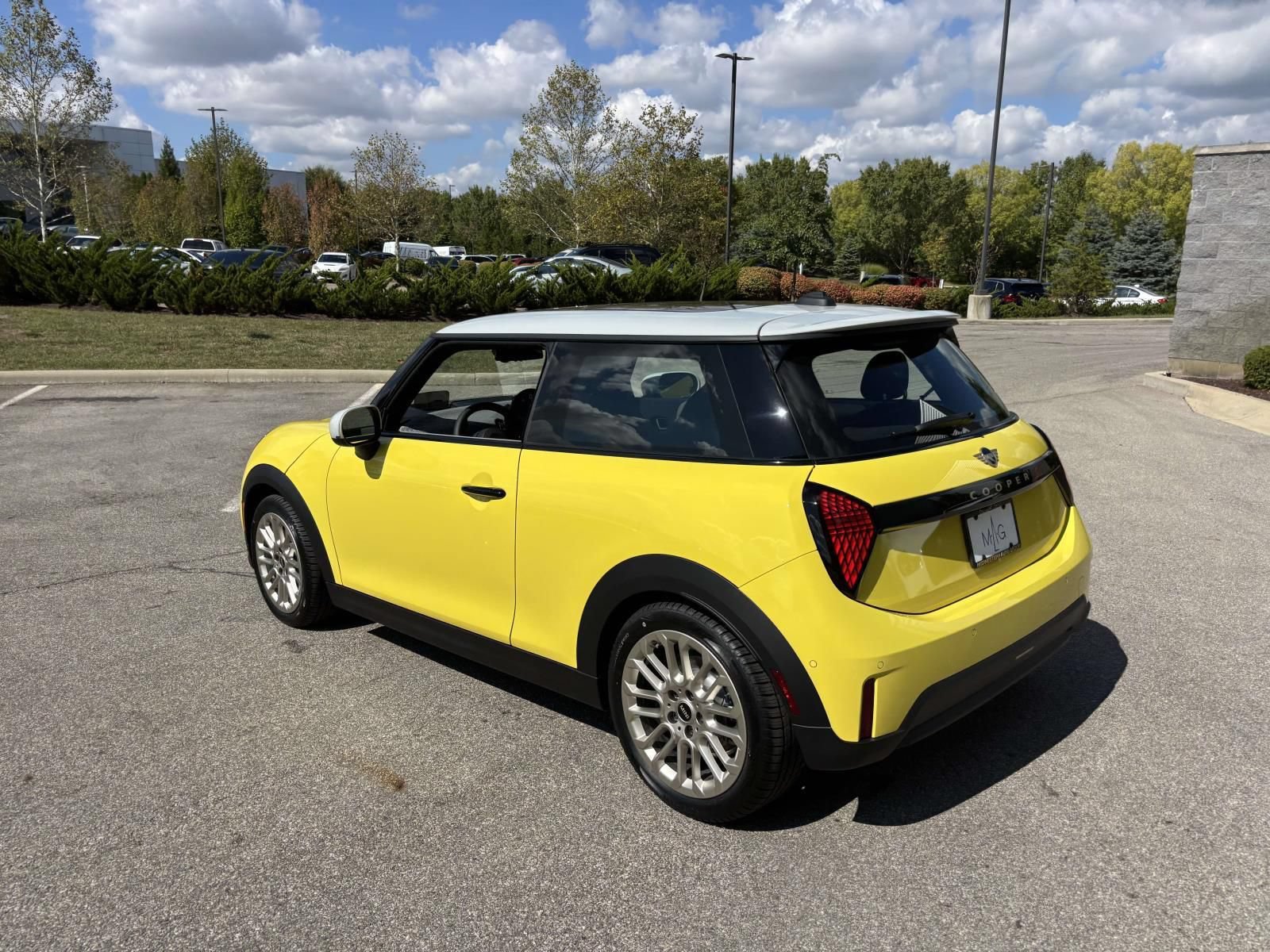 New 2026 MINI Cooper S FWD image 5