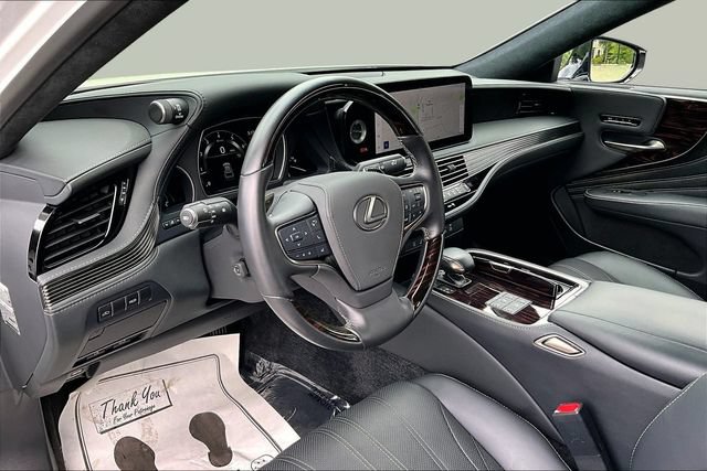 Used 2023 Lexus LS 500 AWD w/ Luxury Package image 20