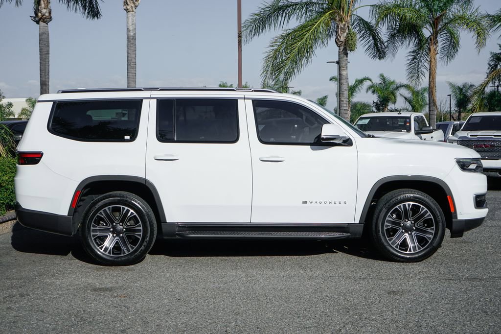 Used 2022 Jeep Wagoneer Series III w/ Rear Seat Video Group 1 image 12