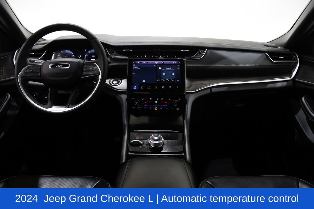 Used 2024 Jeep Grand Cherokee L Limited w/ Luxury Tech Group II image 8