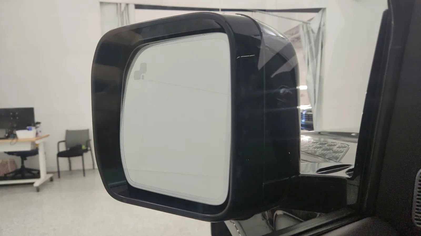 Used 2022 Land Rover Defender 90 V8 image 24