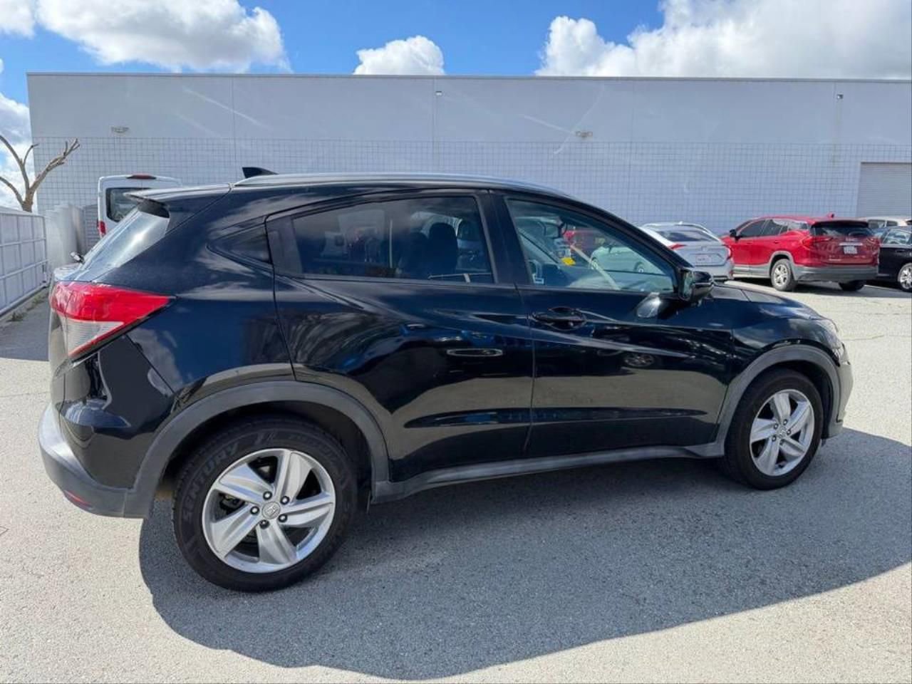 Used 2019 Honda HR-V EX-L image 7