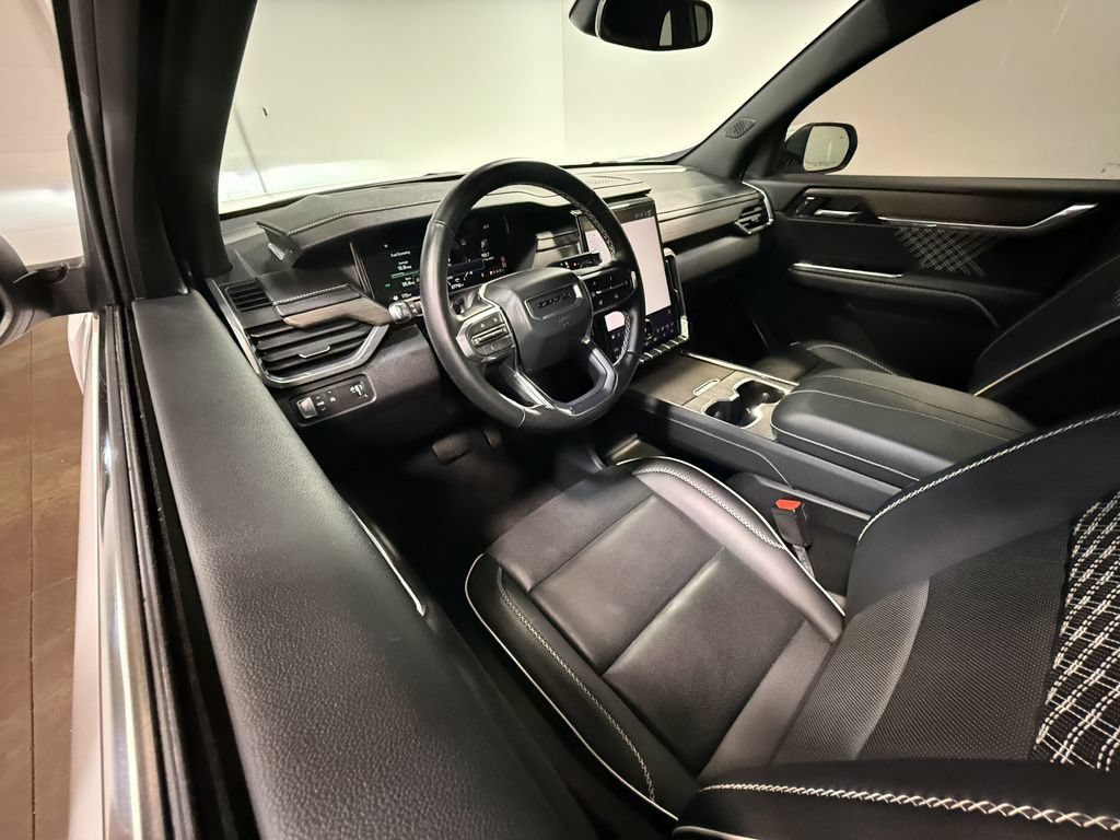 Used 2024 GMC Acadia Denali w/ LPO, Floor Liner Package FWD image 2