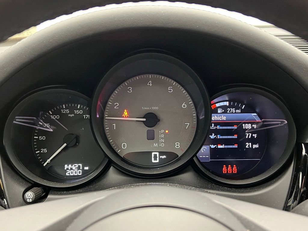 Used 2023 Porsche Macan S image 10