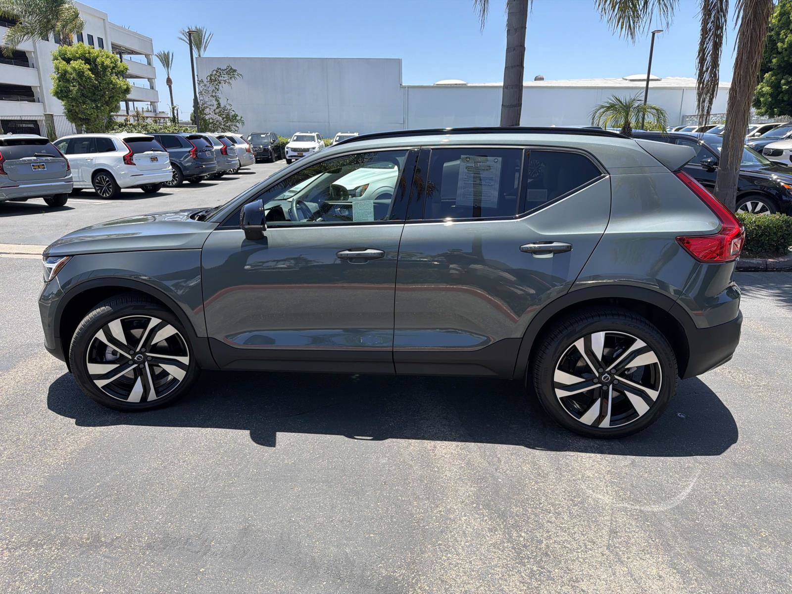 Used 2026 Volvo XC40 B5 Ultra w/ Climate Package AWD/4WD image 8