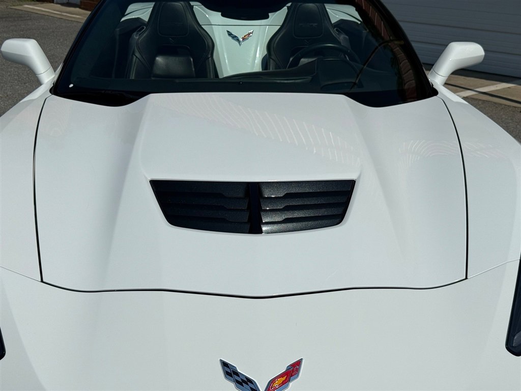 Used 2016 Chevrolet Corvette Z06 w/ 3LZ Preferred Equipment Group image 17