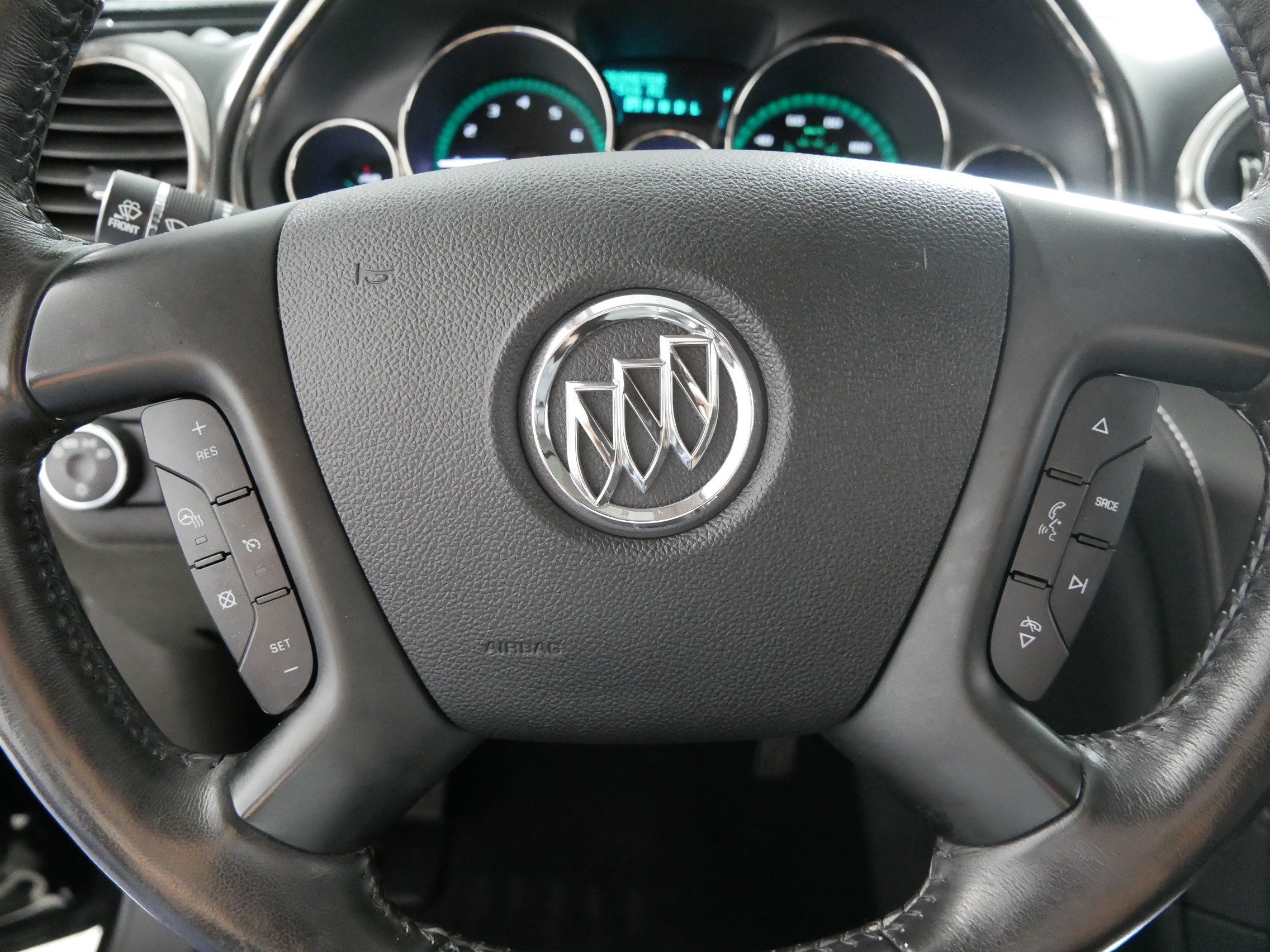Used 2017 Buick Enclave Premium w/ Experience Buick Package AWD/4WD image 25