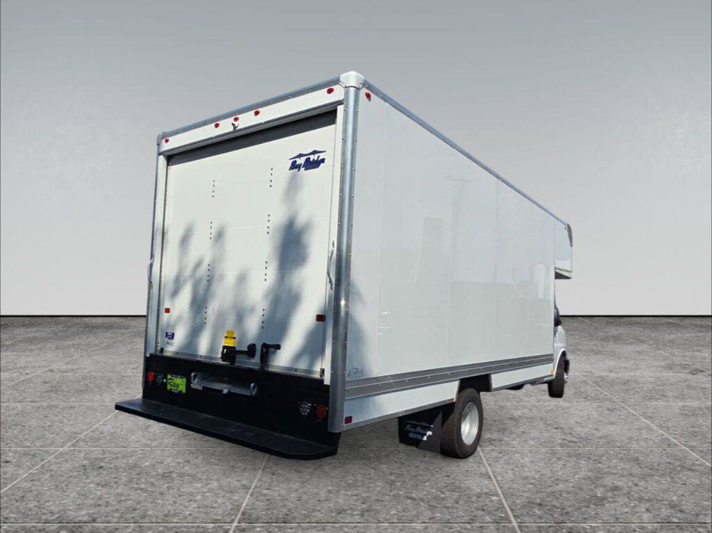 New 2026 Chevrolet Express 3500 w/ Power Convenience Package RWD image 4