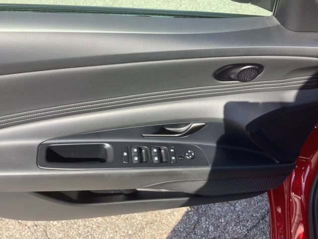 Used 2025 Hyundai Elantra Sport w/ Cargo Package FWD image 10
