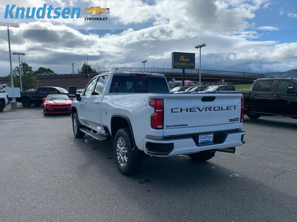 New 2026 Chevrolet Silverado 2500 High Country w/ Technology Package AWD/4WD image 5