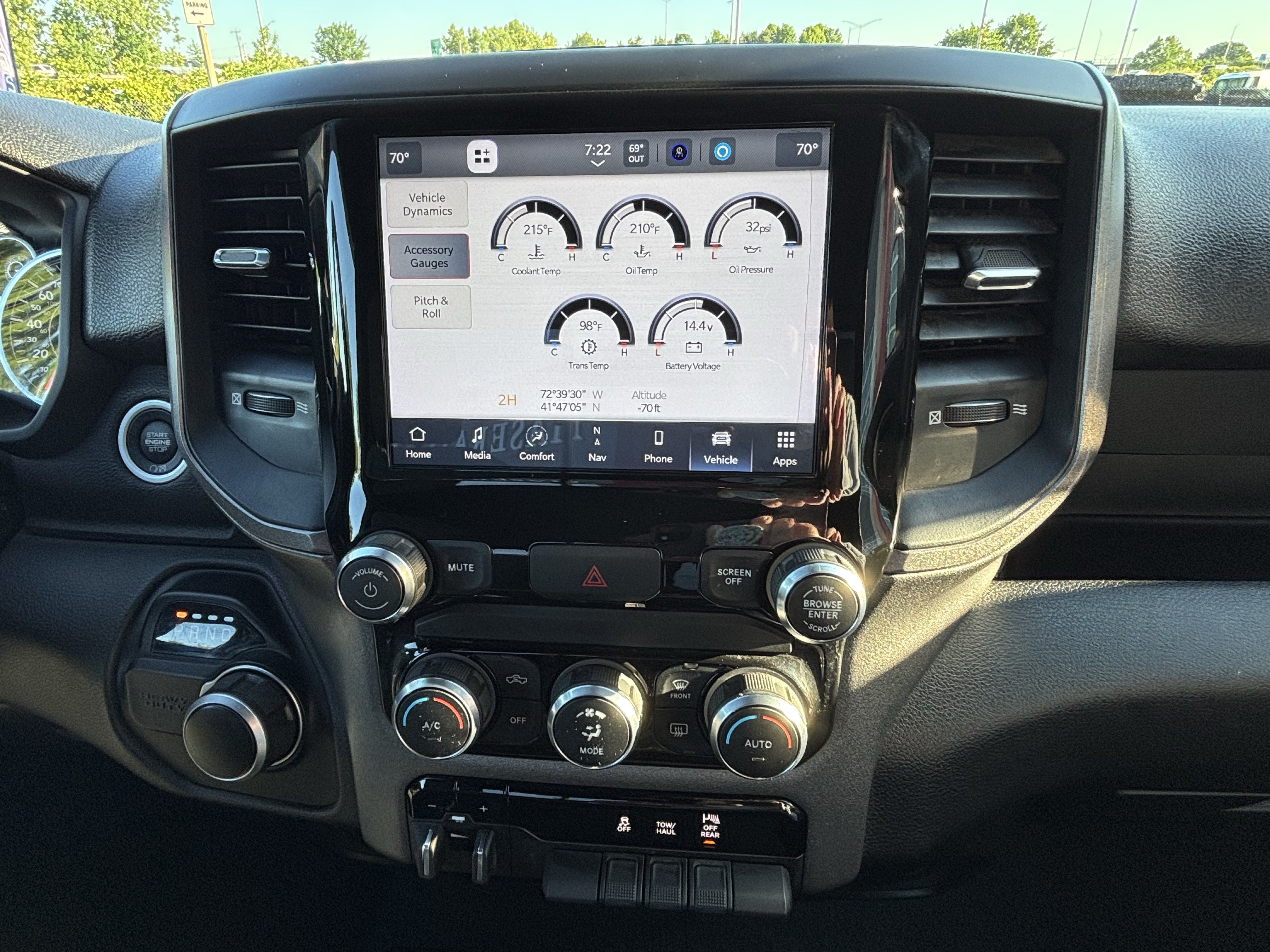 Used 2022 RAM 2500 Tradesman AWD/4WD image 23
