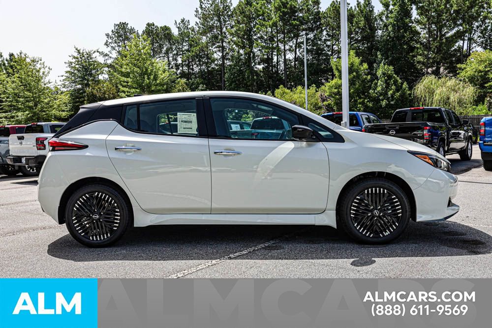 Used 2025 Nissan Leaf SV Plus image 10