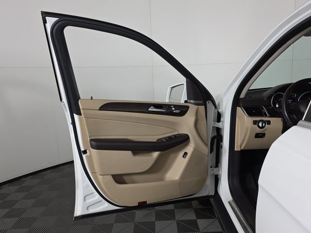 Used 2017 Mercedes-Benz GLE 350 4MATIC image 22