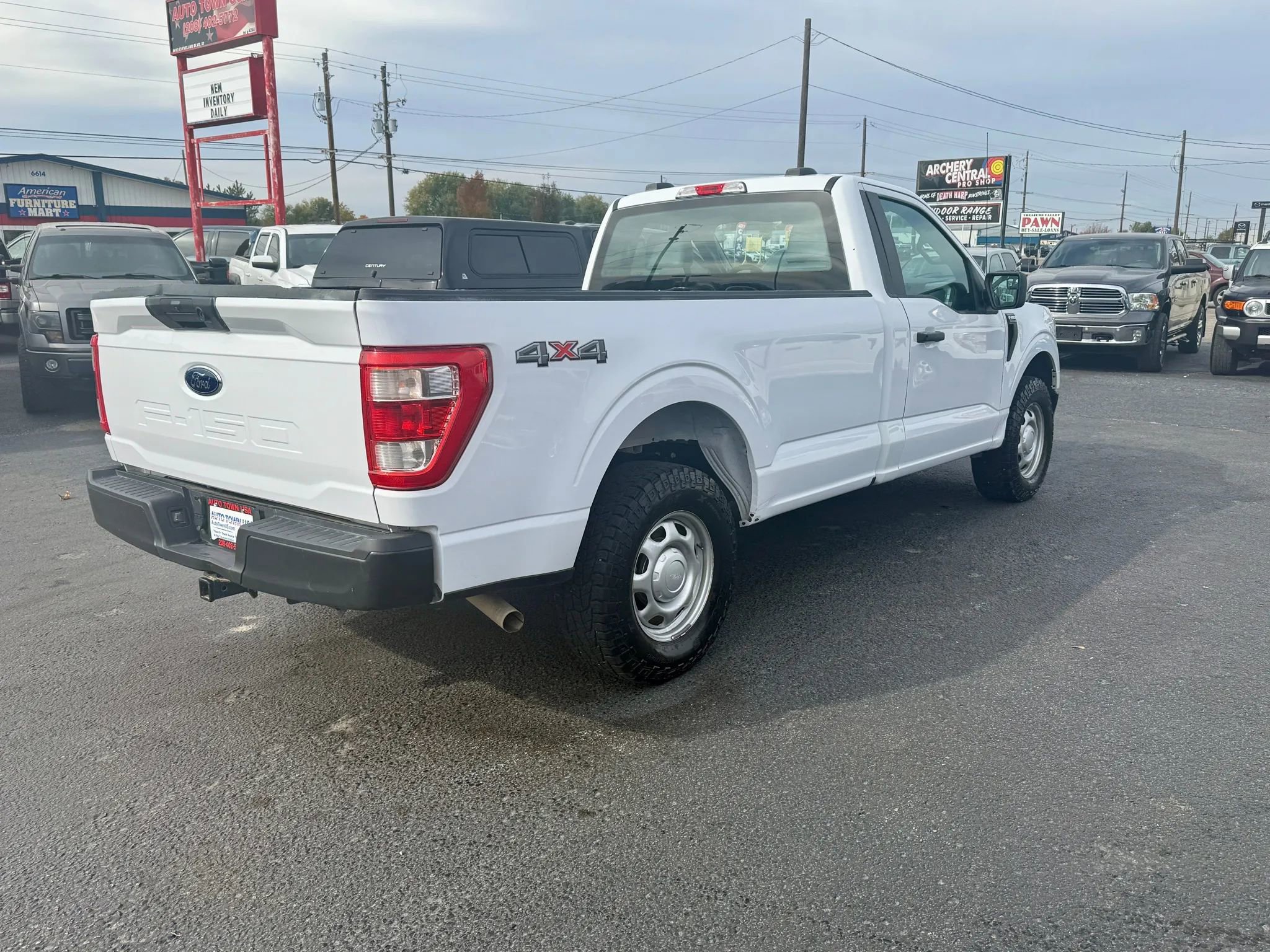 Used 2021 Ford F150 XL image 5