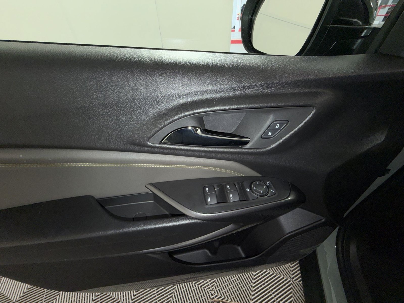 New 2026 Chevrolet Trax ACTIV FWD image 15