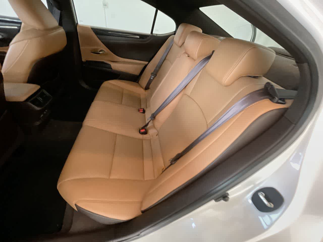 Used 2020 Lexus ES 350 w/ Premium Package image 23