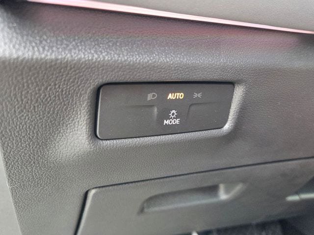 New 2026 Volkswagen Tiguan SE AWD/4WD image 28