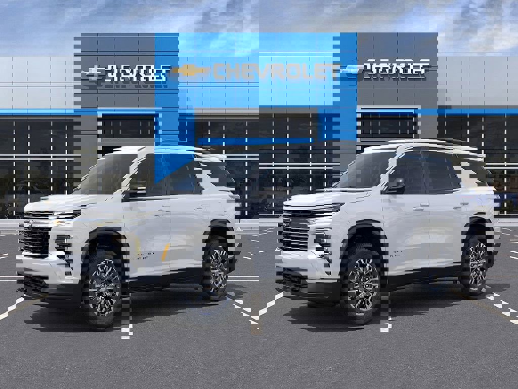 New 2026 Chevrolet Traverse LT w/ Driver Confidence Package image 2