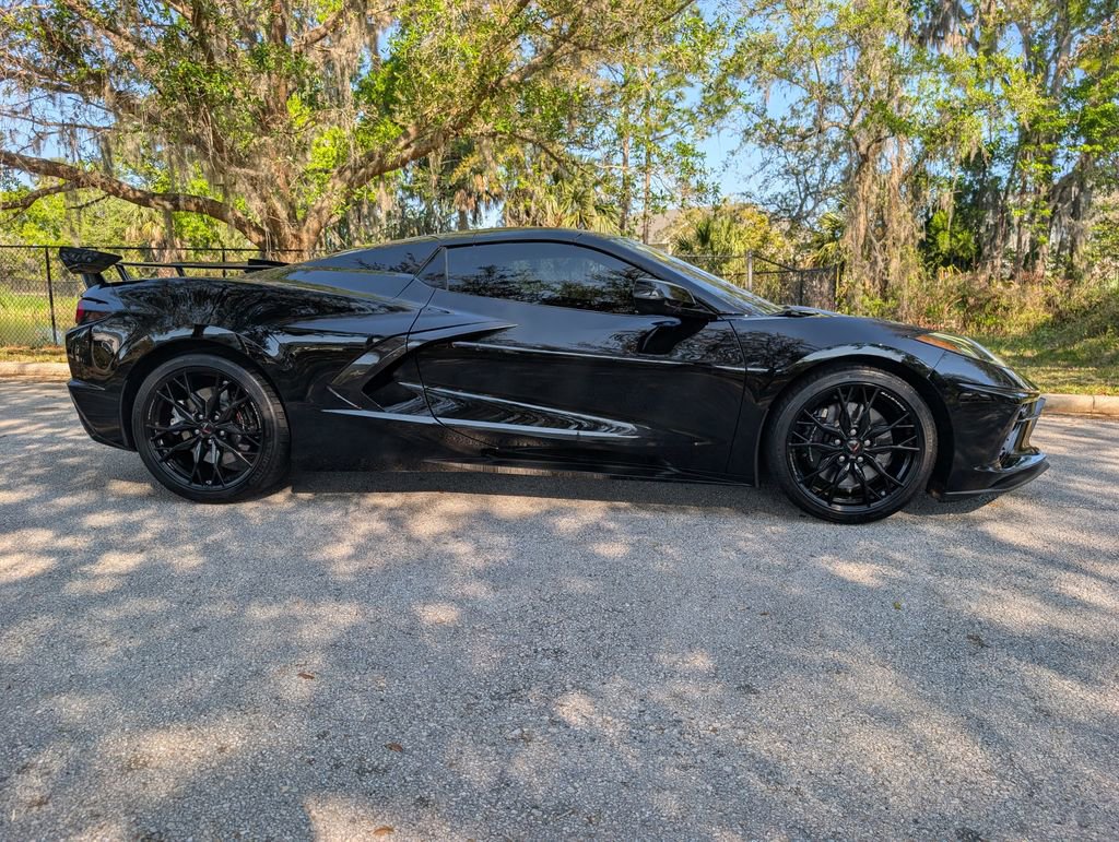 Used 2024 Chevrolet Corvette Stingray Convertible w/ Z51 Performance Package image 10