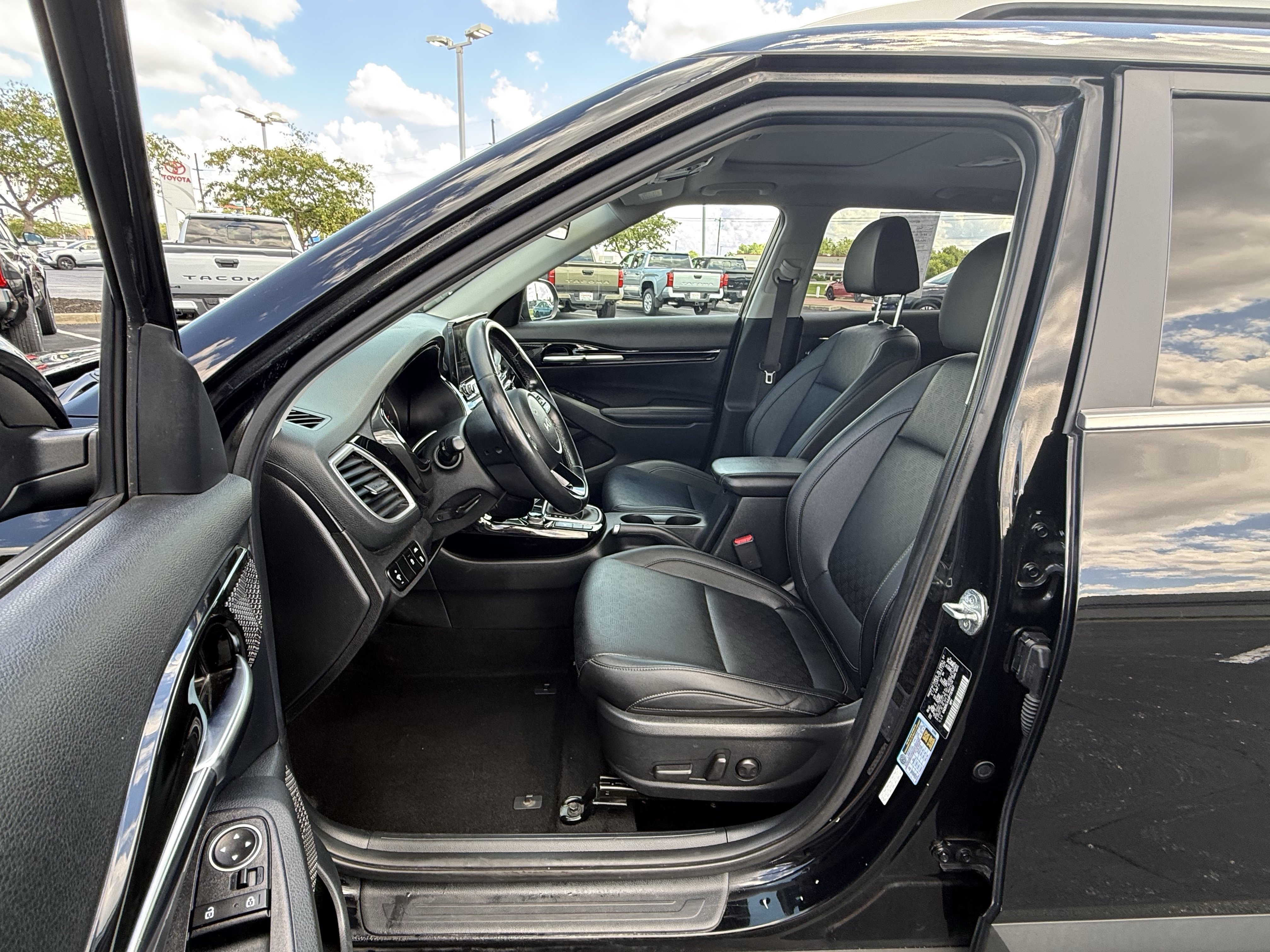 Used 2023 Kia Seltos EX AWD/4WD image 10