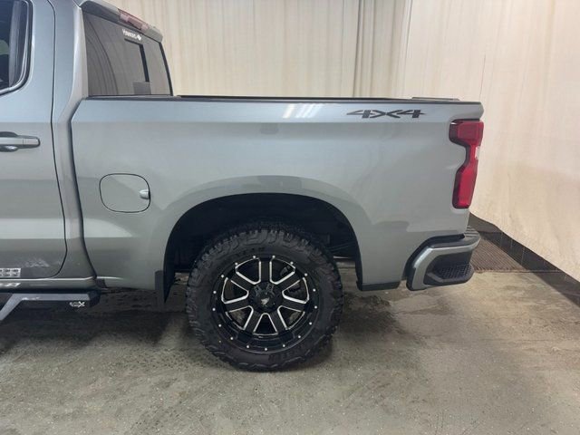 New 2026 Chevrolet Silverado 1500 RST w/ Dark Appearance Package image 11