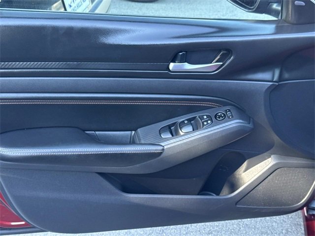 Used 2021 Nissan Altima 2.5 SR w/ SR Premium Package image 20