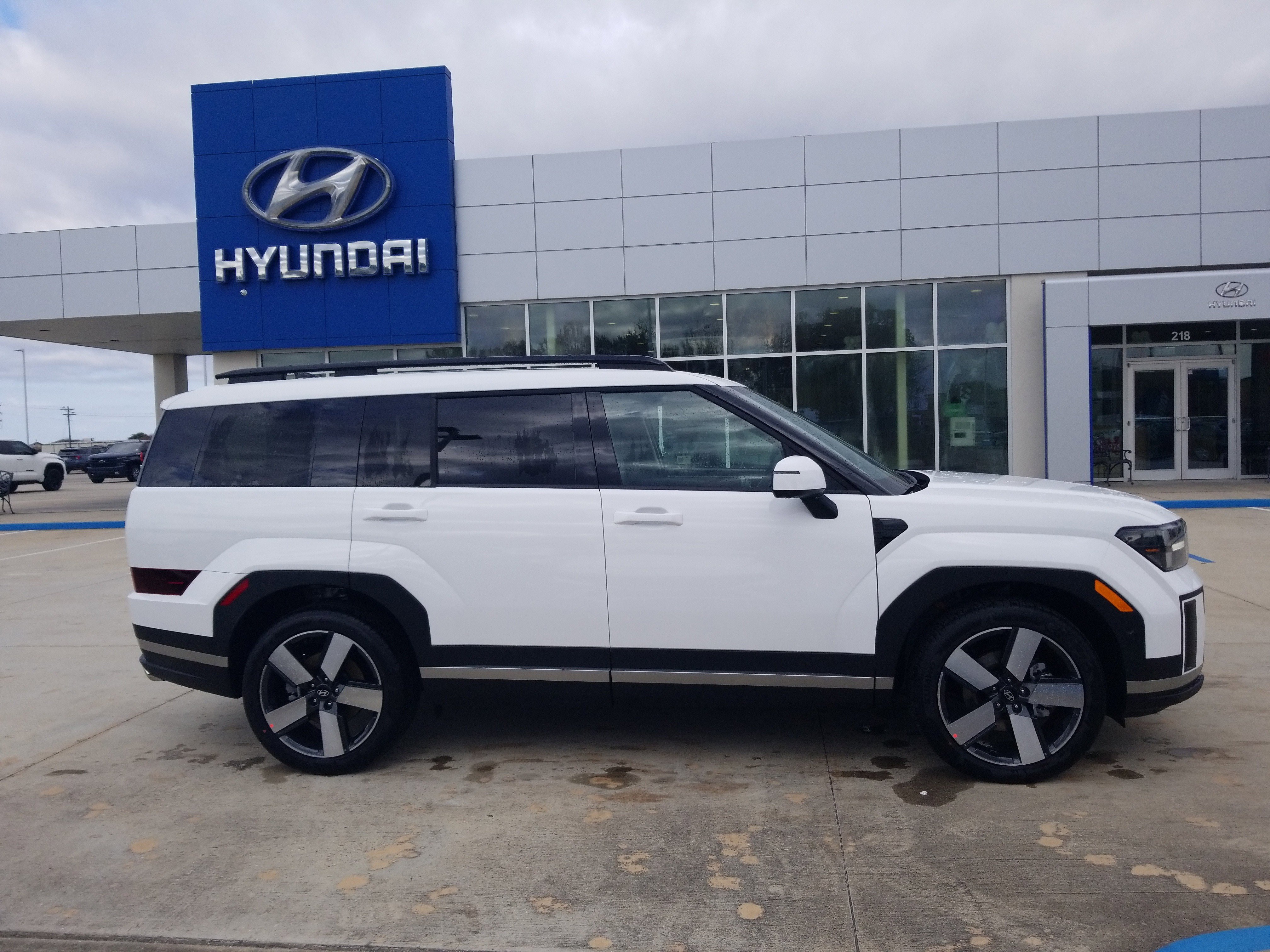 New 2026 Hyundai Santa Fe Limited FWD image 8