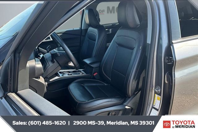 Used 2023 Ford Explorer Limited image 18