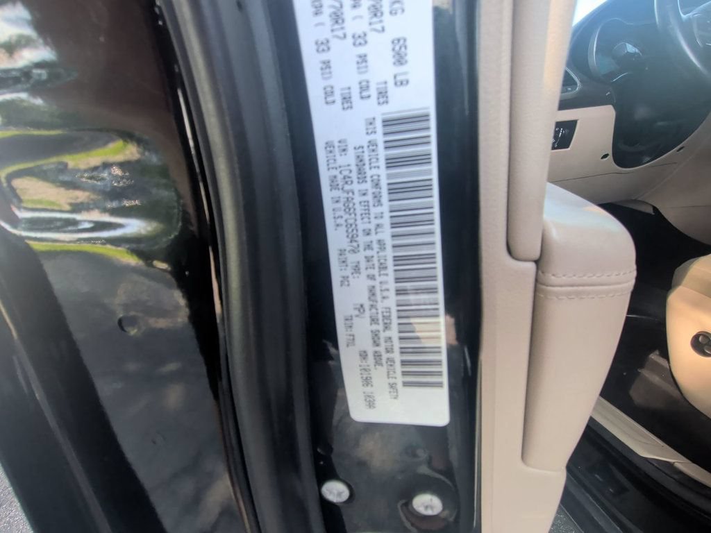 Used 2015 Jeep Grand Cherokee Laredo w/ Quick Order Package 23E AWD/4WD image 22