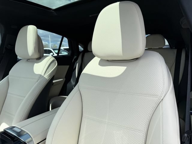 Certified 2025 Mercedes-Benz GLC 300 4MATIC image 10