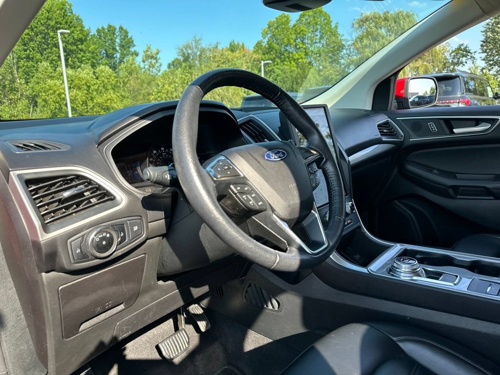 Used 2023 Ford Edge SEL AWD/4WD image 36