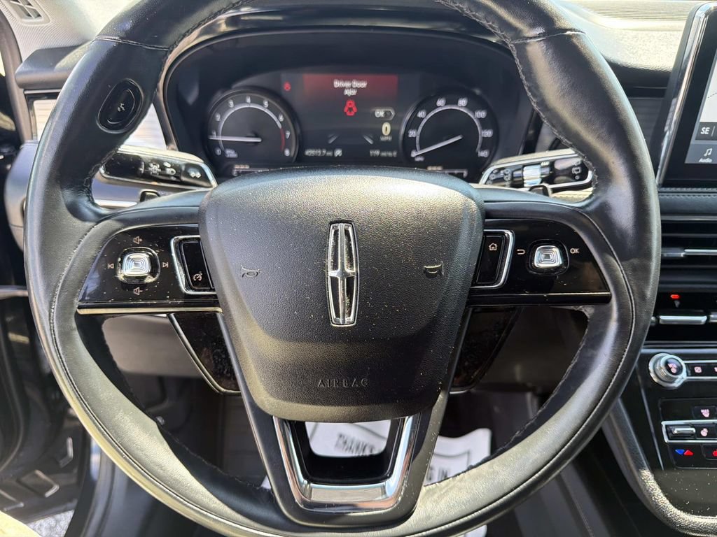 Used 2021 Lincoln Corsair AWD w/ Premium Package image 10