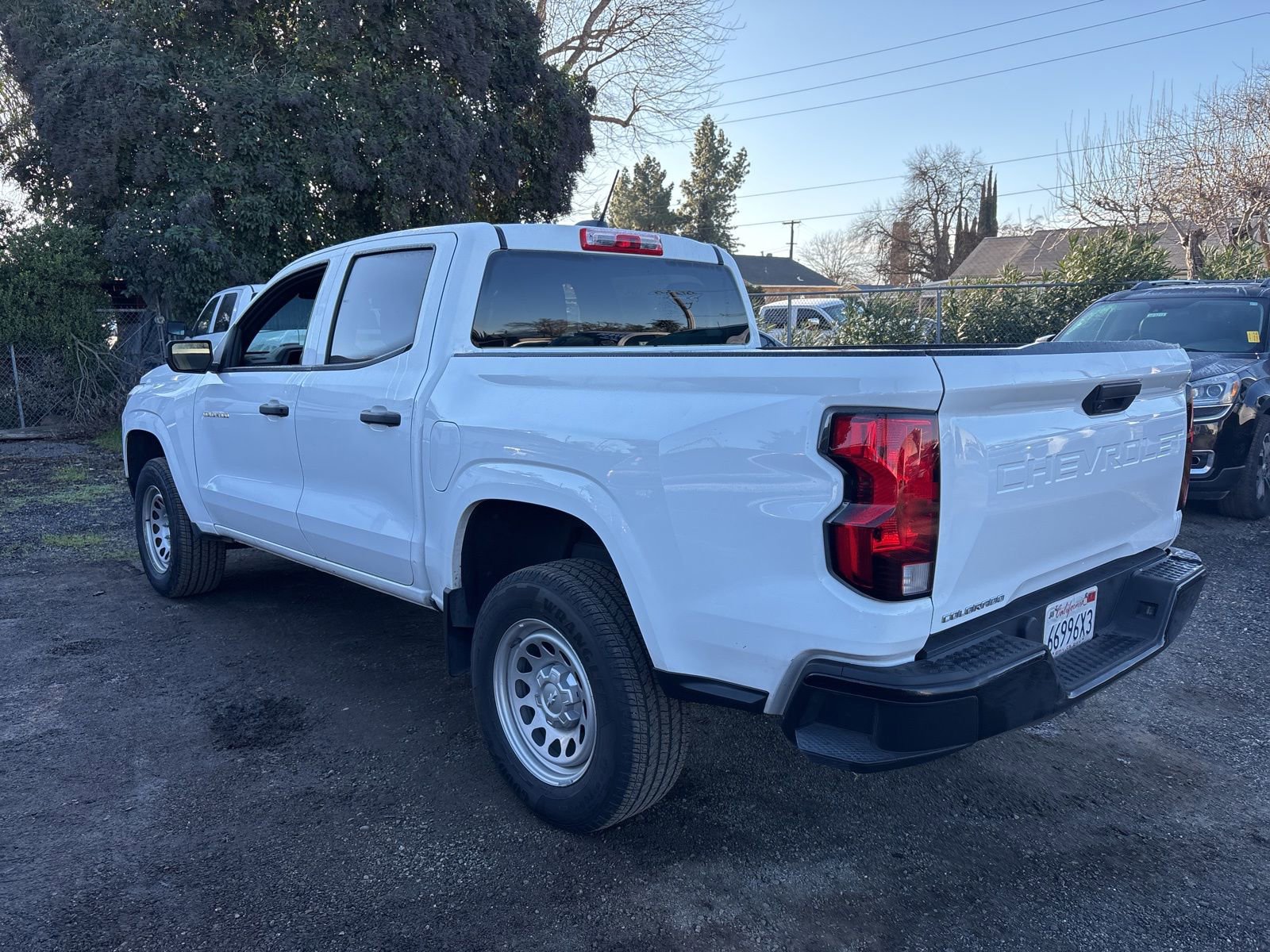 Used 2023 Chevrolet Colorado W/T image 3