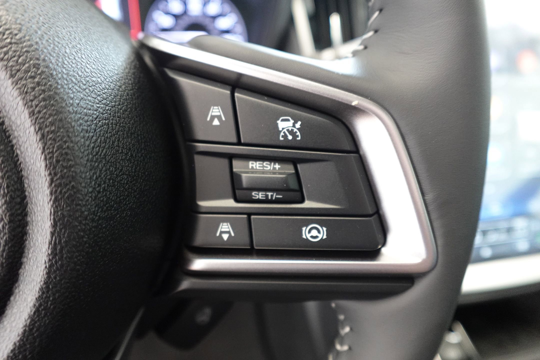 Used 2025 Subaru Outback Touring w/ Tech Package 2 image 16