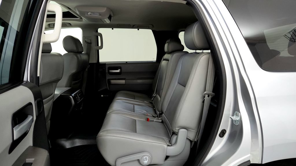 Used 2017 Toyota Sequoia Limited w/ Safety & Convenience Package AWD/4WD image 20