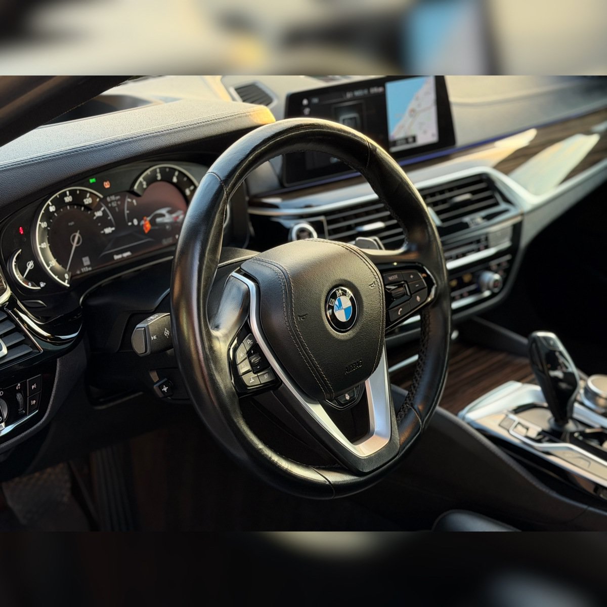 Used 2018 BMW 540i xDrive AWD/4WD image 5