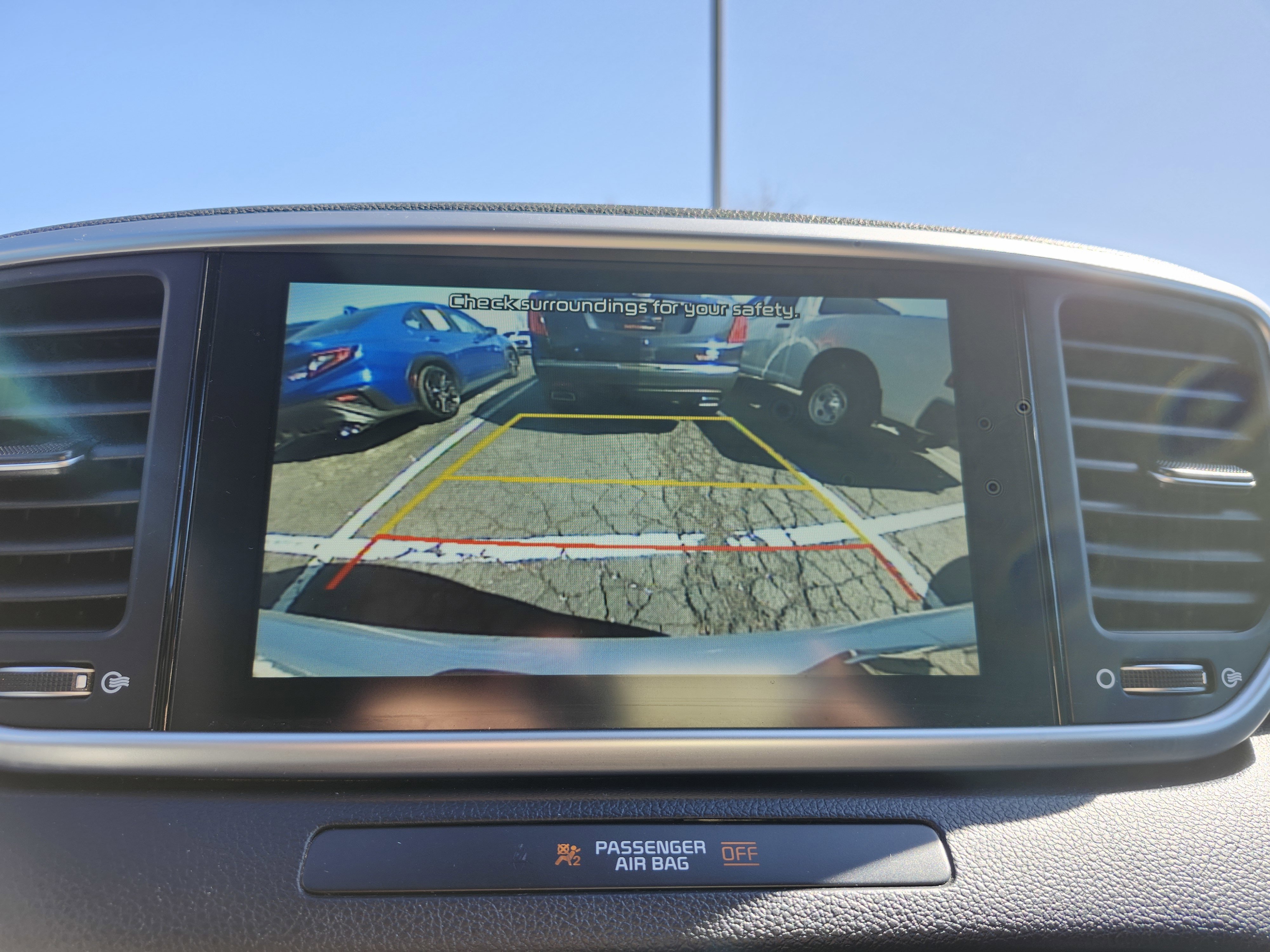 Used 2021 Kia Sportage LX w/ LX Fwd Popular Package image 2