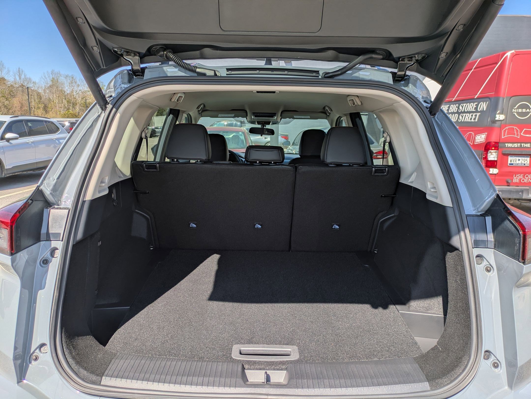 Certified 2026 Nissan Rogue SV image 29