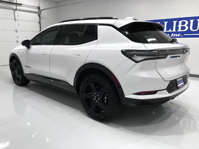 Used 2025 Chevrolet Equinox EV RS image 9