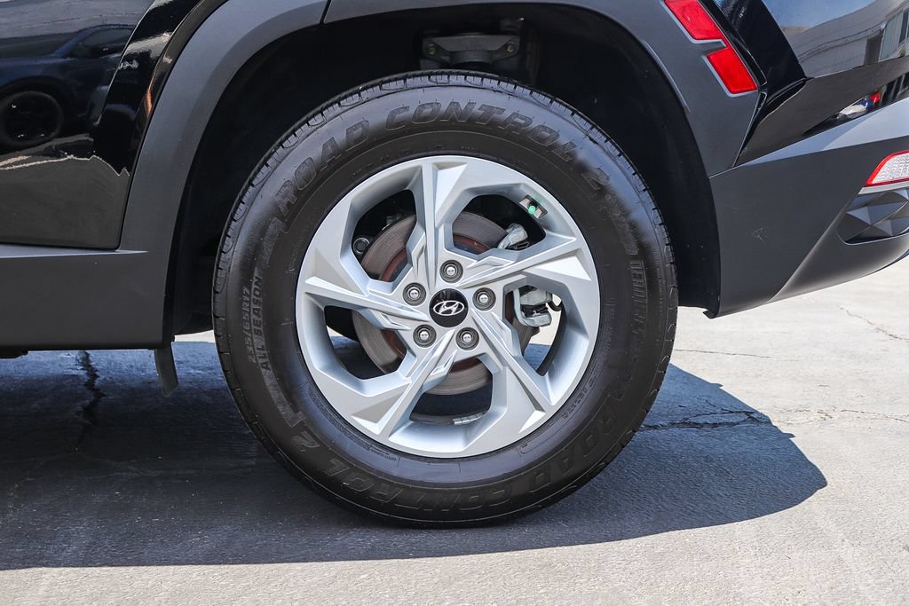 Used 2022 Hyundai Tucson SEL w/ Cargo Package AWD/4WD image 11